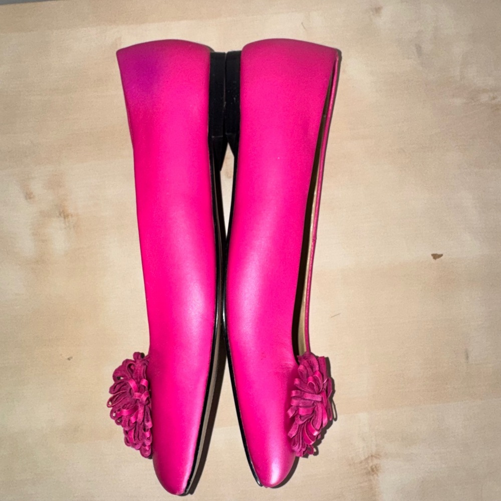 Talbots Hot Pink Leather Ballet Flats Pom Pom Detail Womens 8.5M Fuchsia Shoes - Picture 15 of 16